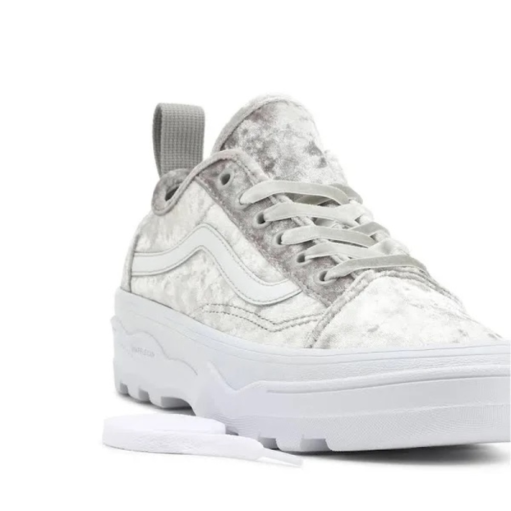 Vans Crushed Velvet Sentry Old Skool Sneaker - Picture 3 of 14